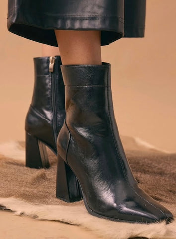 BOTINES