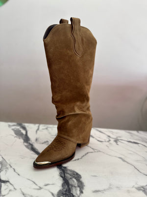 1645 Dakar Camel