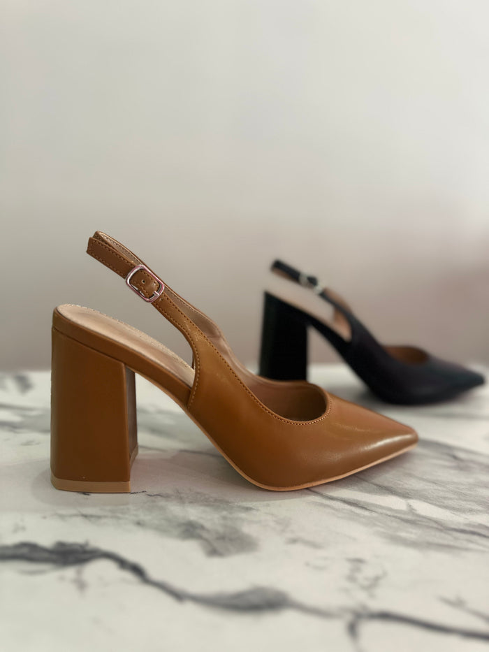 Alessandra camel