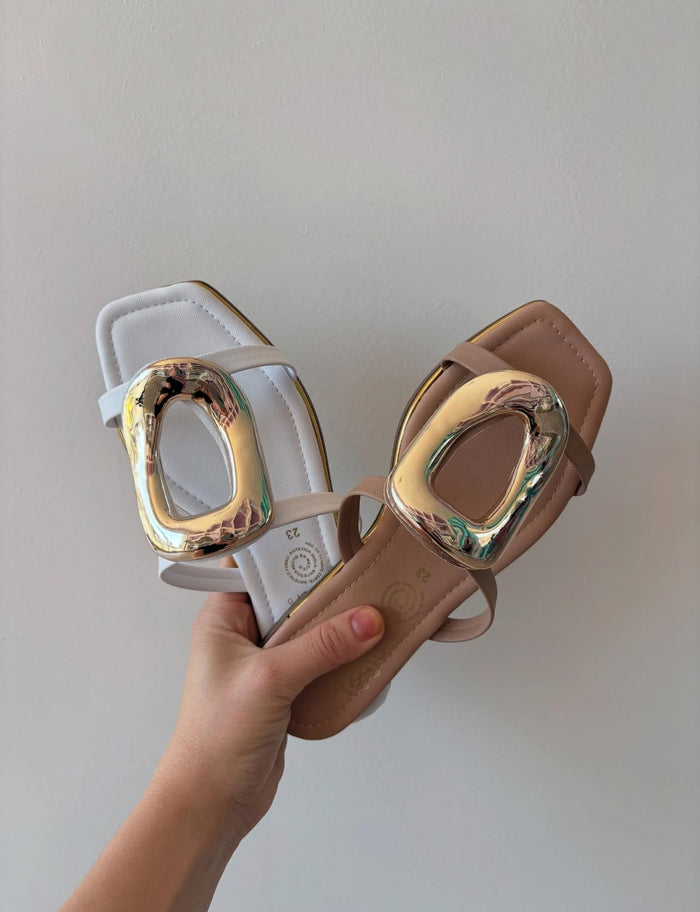 829 maquillaje