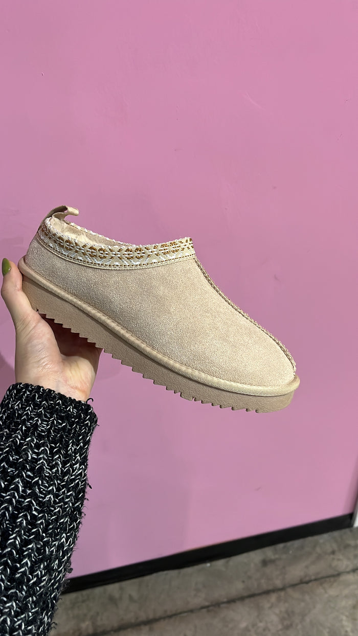 Simon Beige