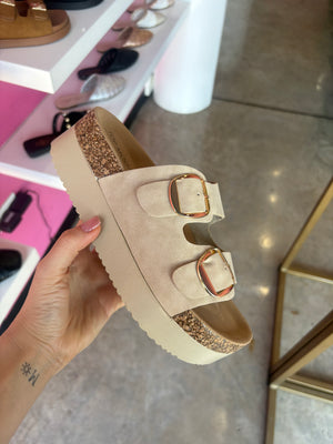 Avril beige