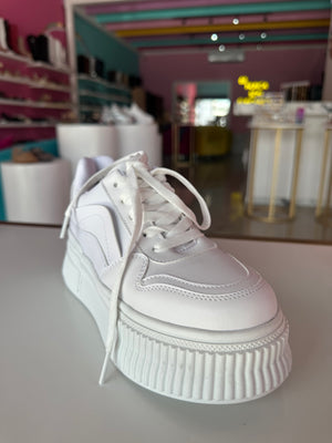 2026 cabra blanco