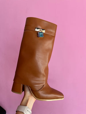 9765 Tan